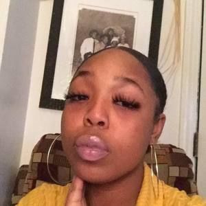 Meet your Posher, Nene